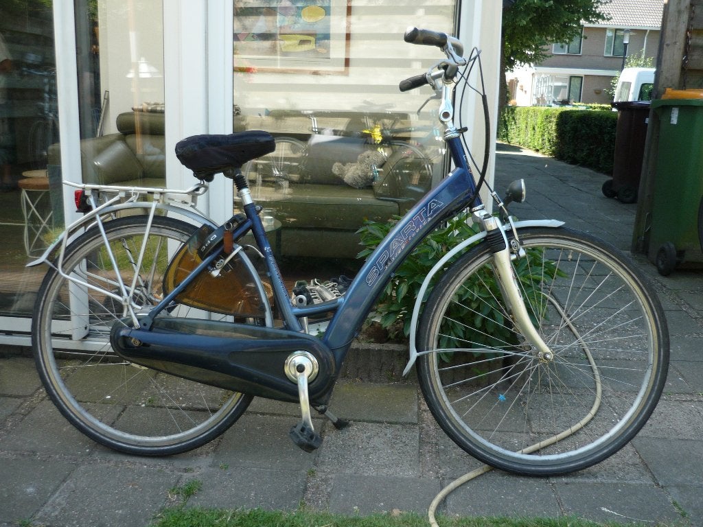 Sparta ion confort 48 cm met voorvering, axa, lader etc., Fietsen en Brommers, Elektrische fietsen, Ophalen, Minder dan 30 km per accu