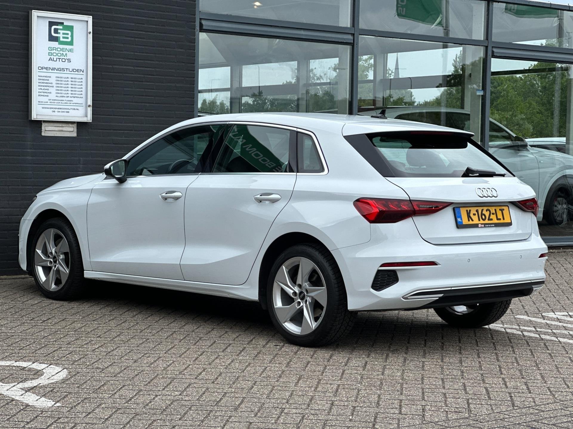 Audi A3 Sportback 30 TFSI Business edition/LED/APP-CONNECT/d, Auto's, Audi, Stof, Gebruikt, Euro 6, Origineel Nederlands
