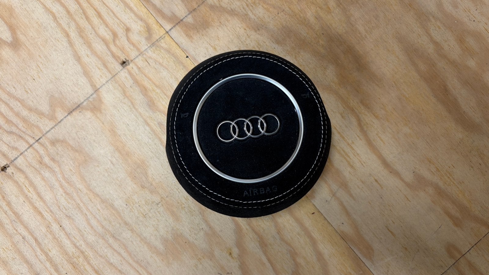 Alcantara airbag cover Audi A3 S3 RS3 8V, Ophalen of Verzenden, Nieuw, Audi