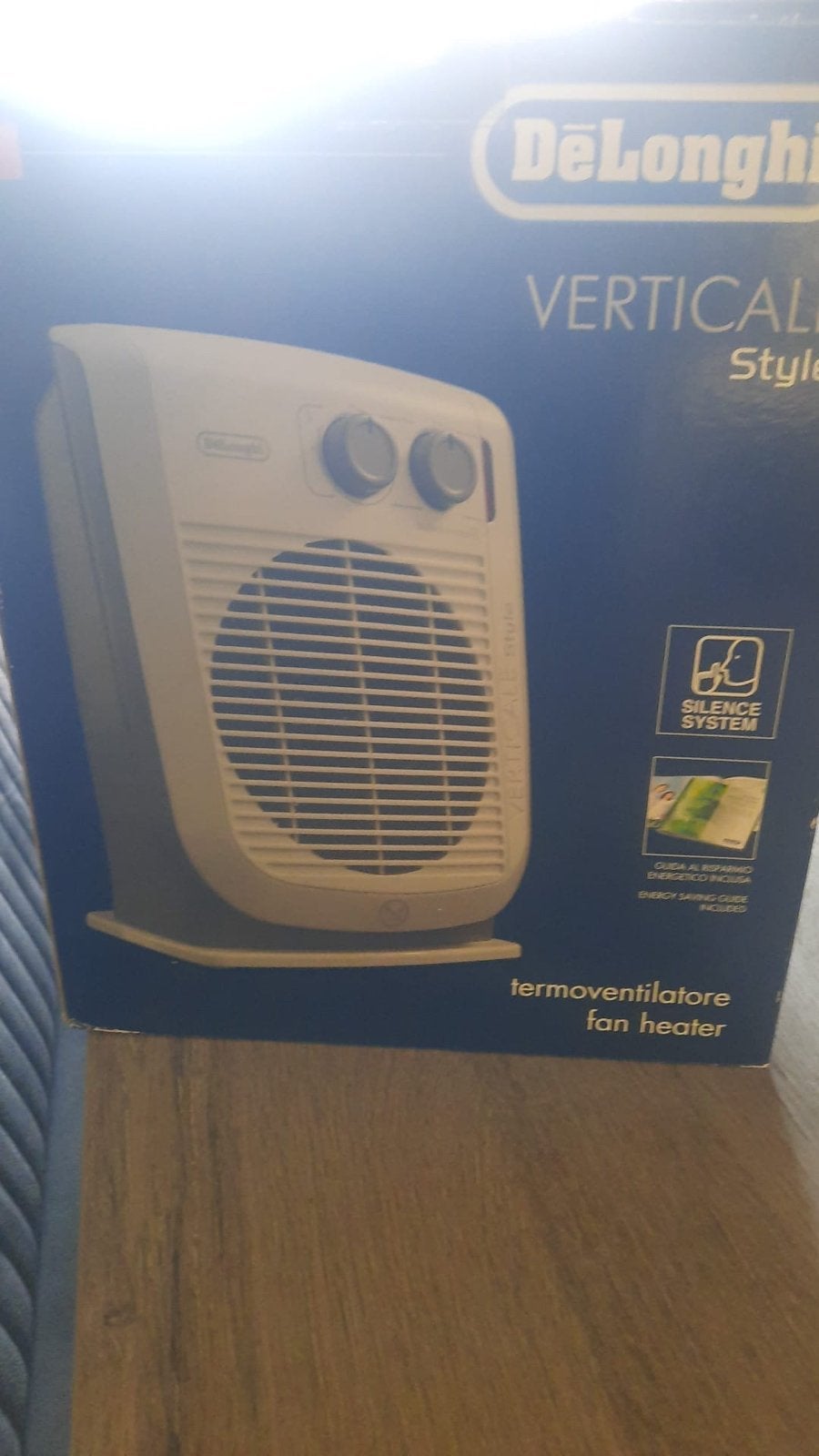 De'Longhi Vertical Style Ventilator Kachel - Stil en Efficië, Ophalen, Nieuw