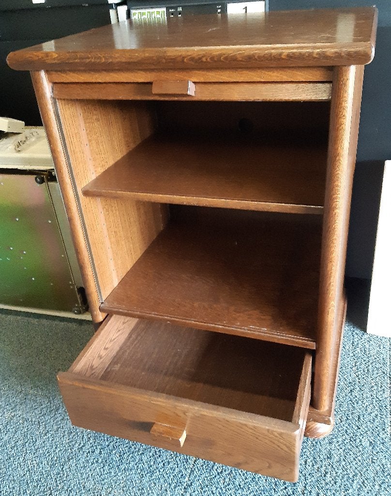 Gratis TV kastje, Ophalen, Gebruikt, 50 tot 100 cm, Minder dan 100 cm