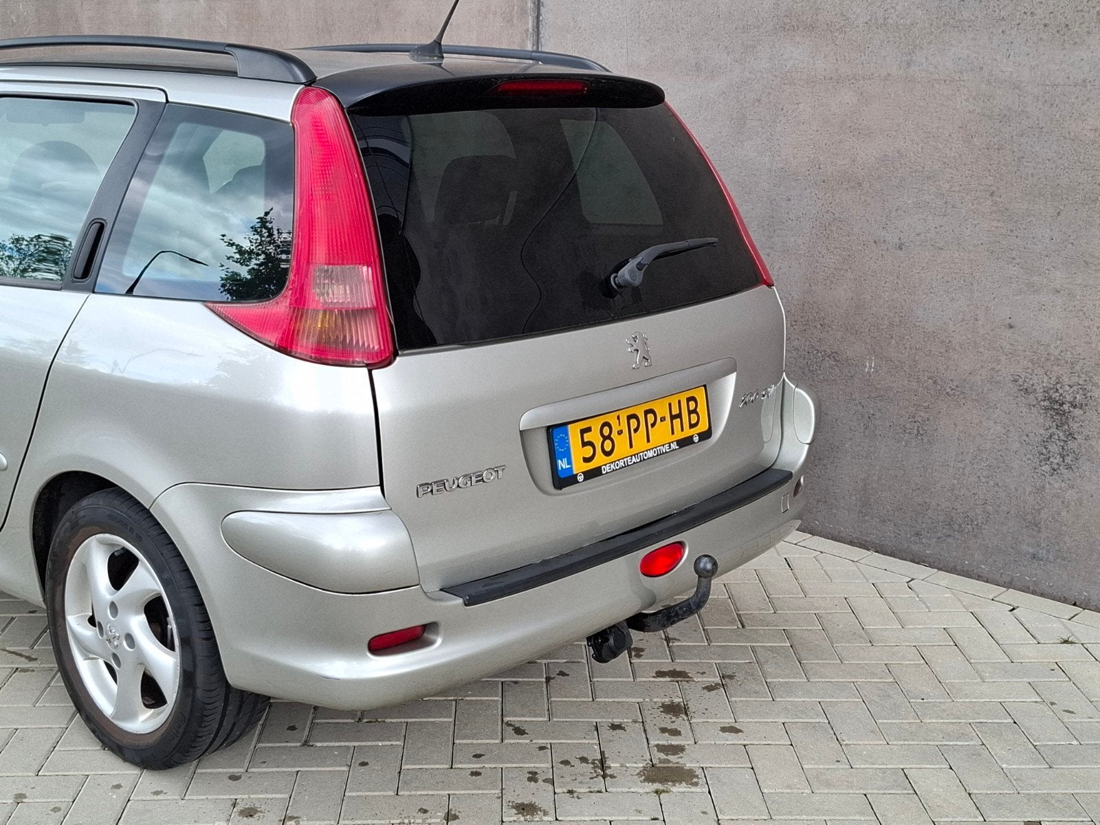 Foto 4 van Peugeot 206 1.4 16V | 240.093 KM | Leder | CarPlay | Airco