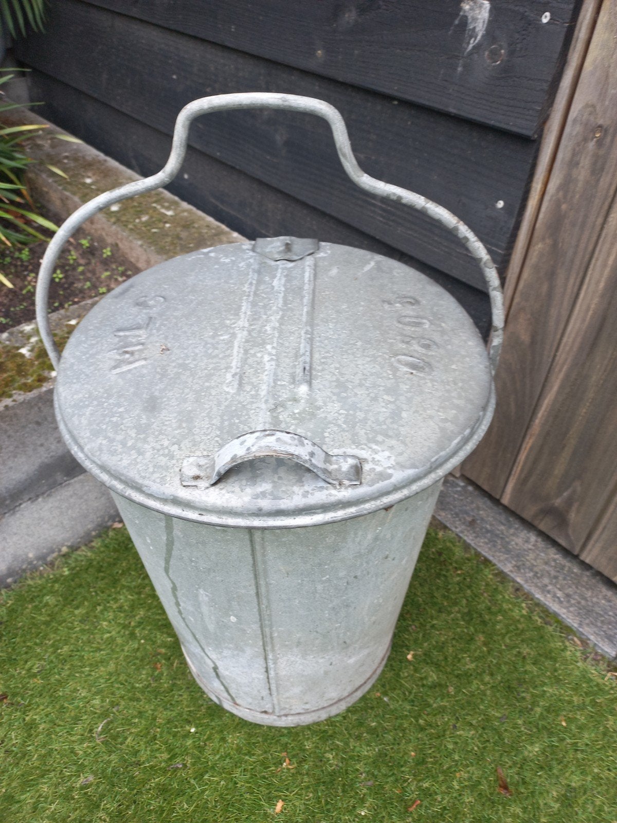 Zinken vuilnisemmer met deksel en handvat - Zeer goede staat, Huis en Inrichting, Ophalen, Vintage, Zo goed als nieuw, Metaal
