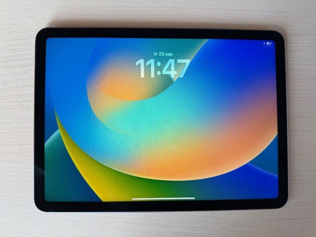 iPad Air 4e generatie – 64 GB – Spacegrijs – wifi, Computers en Software, 10 inch, Apple iPad, Ophalen of Verzenden, Zo goed als nieuw