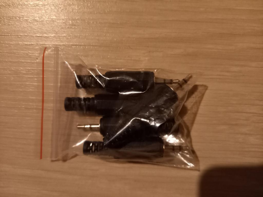 Audio splitter 3.5mm jack (prijd per stuk), Audio, Tv en Foto, Audiokabels en Televisiekabels, Ophalen of Verzenden, Nieuw, Minder dan 2 meter