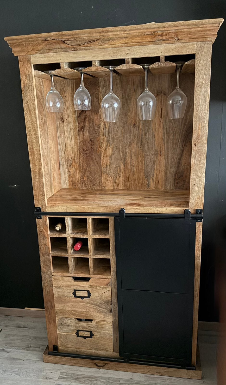 Mangohouten Inboedel, Ophalen, Met deur(en), Zo goed als nieuw, Minder dan 150 cm