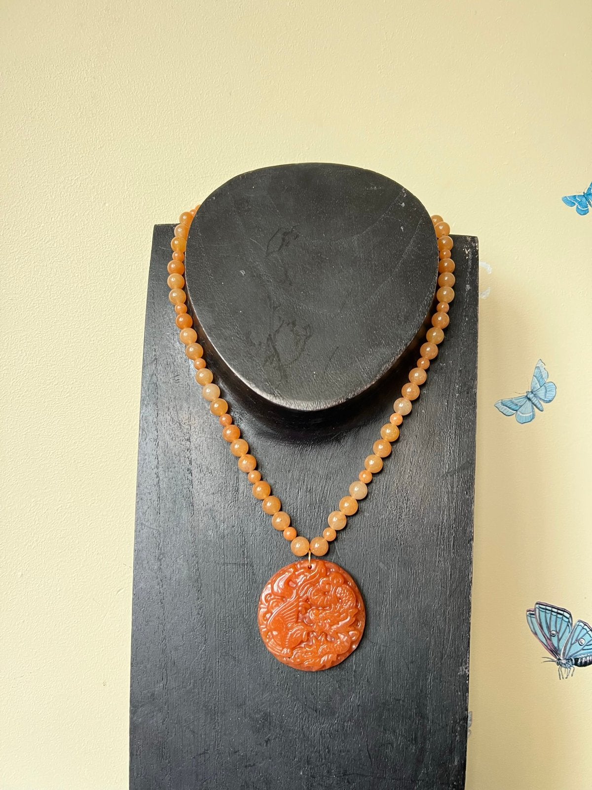Aventurijn draak amulet beschermt vertrouwen moed SALE, Nieuw, Oranje, Ophalen of Verzenden, Steen of Mineraal