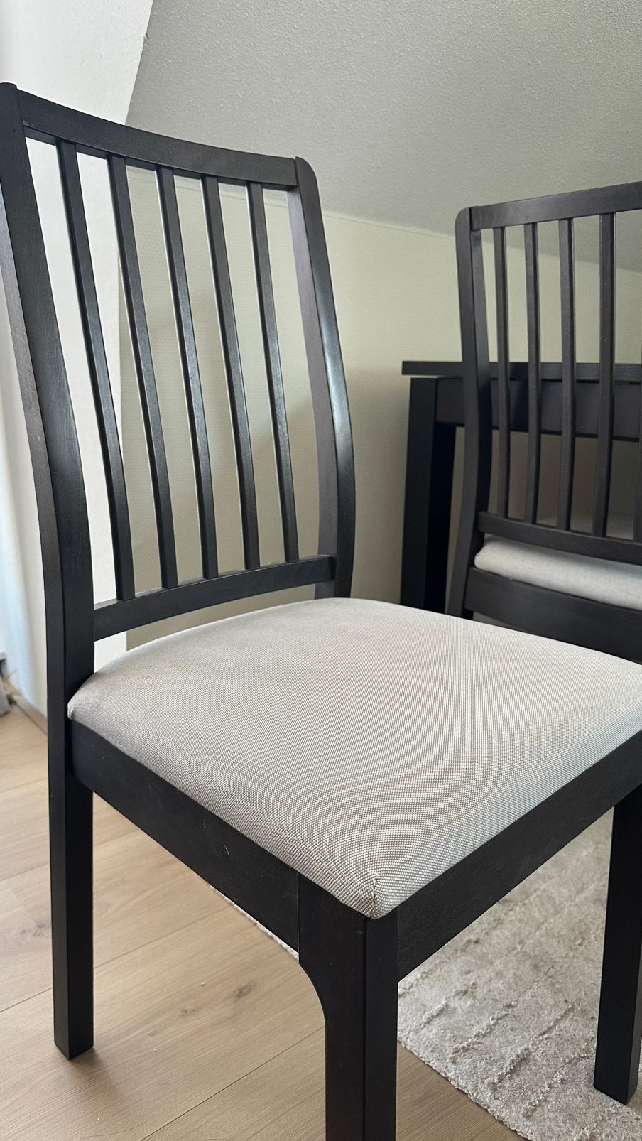 Dining Chairs (4 items) brown wood, Ophalen, Zo goed als nieuw, 4 tot 6 stoelen