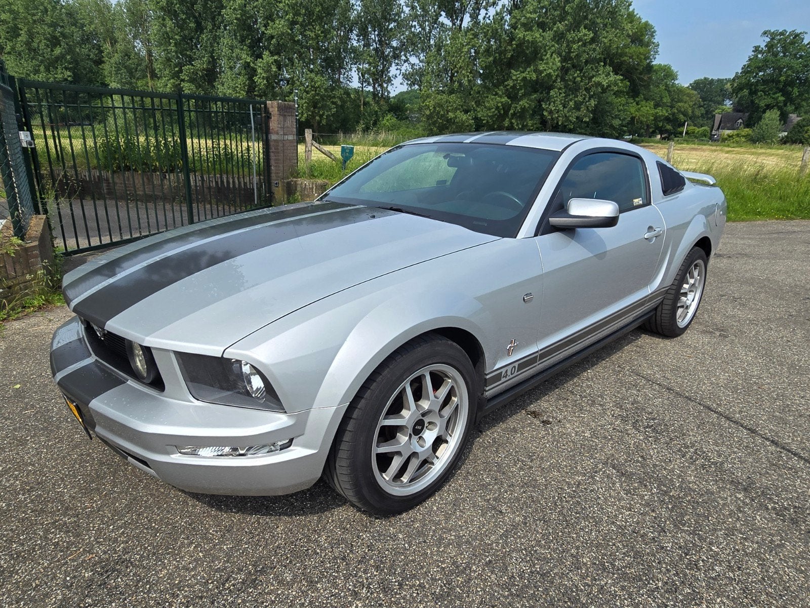 Ford Mustang 4.0 V6 Coupé, 4009 cc, Achterwielaandrijving, 400 kg, 205 pk