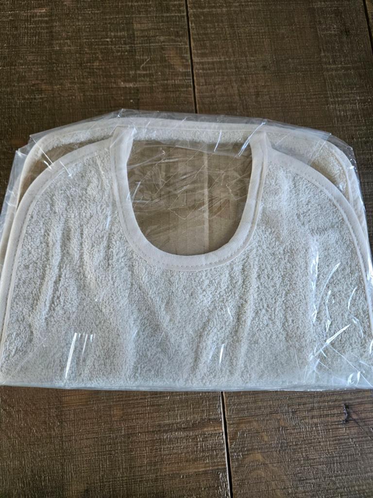 6 Nieuwe badstof slabbetjes met leuke teksten, Kinderen en Baby's, Ophalen of Verzenden, Nieuw