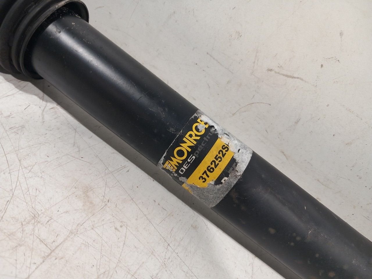 Schokbreker rechts achter Hyundai Tucson, Onderdelen@venauto.nl, Van der Ven Autorecycling B.V., Gebruikt, Ettenseweg 76, 4706 PB Roosendaal, The Netherlands