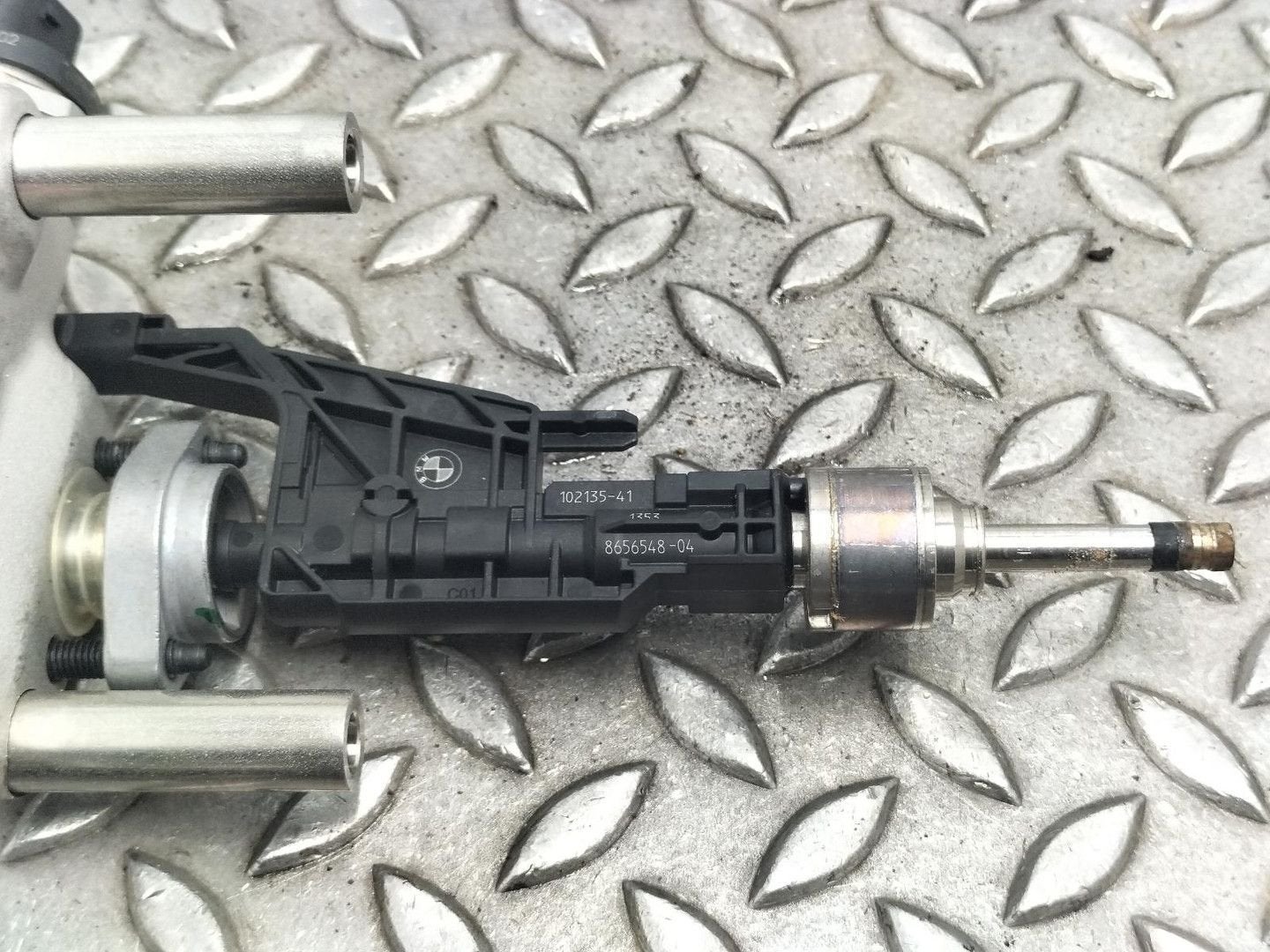 MINI (BMW) MINI BRANDSTOF INJECTOR / VERSTUIVER 13538656548, Ophalen of Verzenden, Gebruikt, Stiba lid