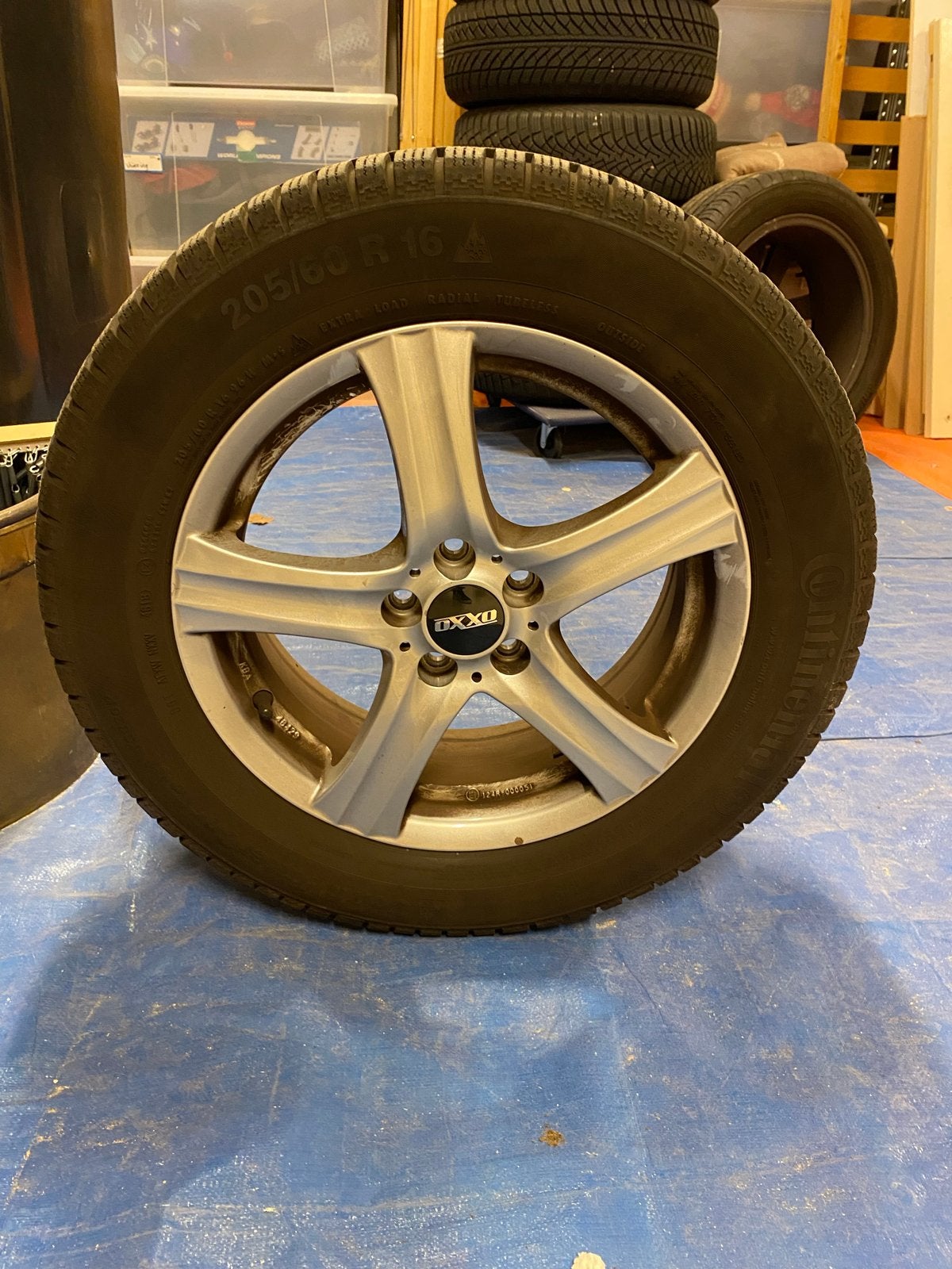 Winterbanden met velgen - Continental 205/60 R16, Ophalen, Gebruikt, 16 inch, Banden en Velgen
