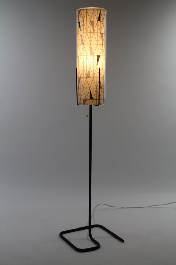 Vloerlamp met Sven Markelius "Pythagoras" kap— Zweden, 1950s, Gebruikt, 100 tot 150 cm, Ophalen of Verzenden, Scandinavian Modernism / Zweeds Modernisme / Midcentury Modern