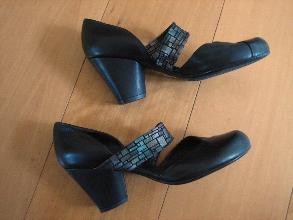 Exclusieve chique zwart leren pumps AUDLEY LONDON 40snazzeys, Kleding | Dames, Audley London, Pumps, Zwart, Nieuw