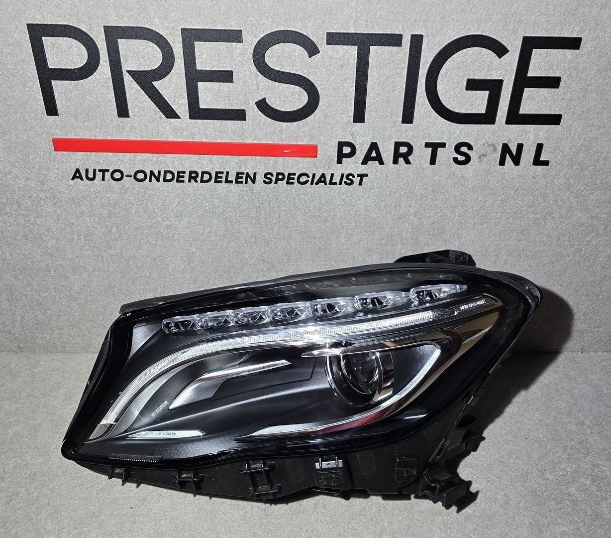 Mercedes GLA W156 X156 Xenon LED KOPLAMP LINKS A1569061700, Gebruikt, -, Ophalen of Verzenden, -