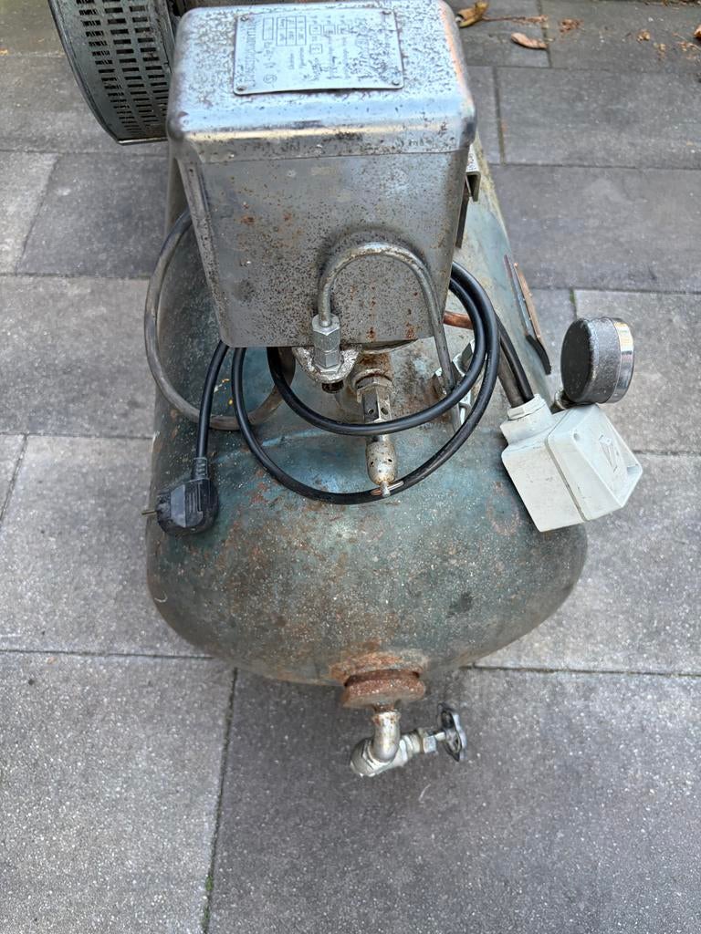 Atlas Copco Compressor PE4 - 150 liter, Doe-het-zelf en Verbouw, Gebruikt, 10 bar of meer, 100 liter of meer, 400 tot 800 liter/min