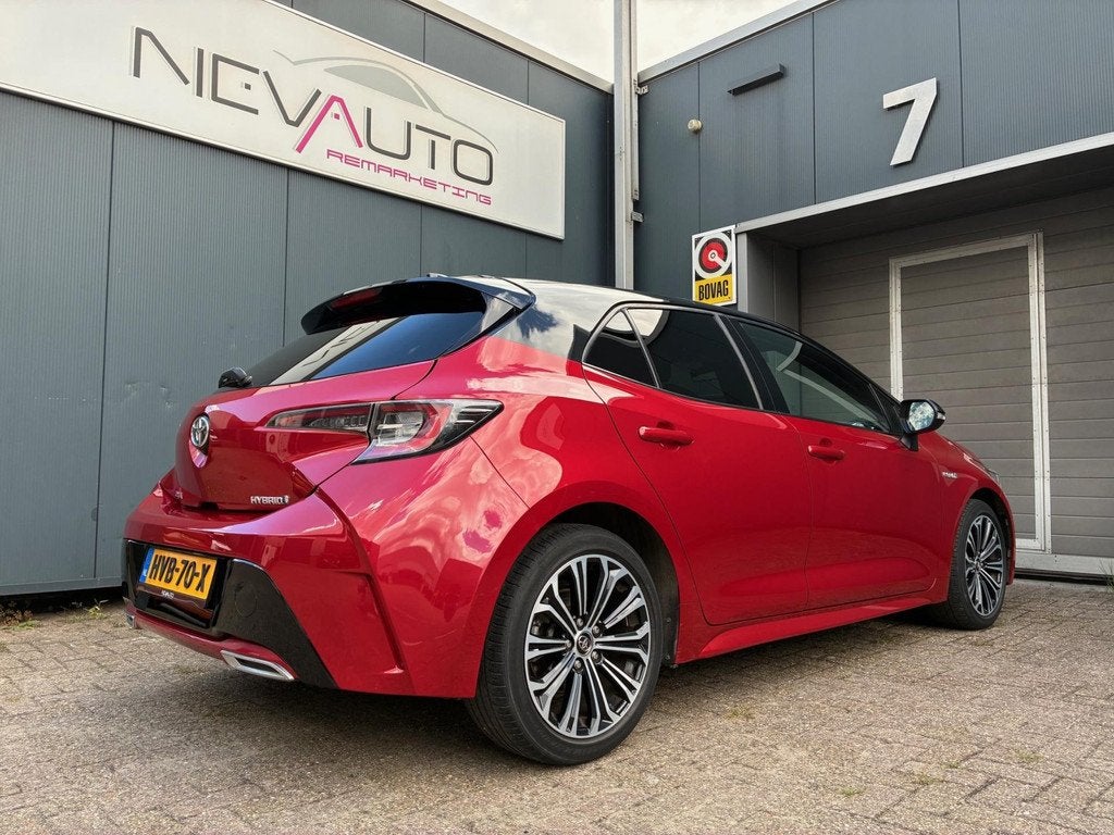 Toyota Corolla 2.0 Hybrid Style Bi-Tone 5-deurs automaat 184, 12 maanden, 450 kg, Gebruikt, 4 cilinders
