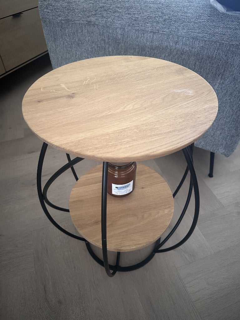 Bijzettafel Goossens Bellis rond eikenhout, Huis en Inrichting, Minder dan 55 cm, Rond, Zo goed als nieuw, Hout