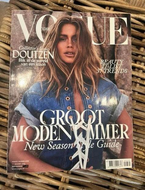 Vogue Nederland 2015 Groot modenummer Doutzen!, Boeken, Mode, Ophalen of Verzenden, Gelezen, Mode algemeen