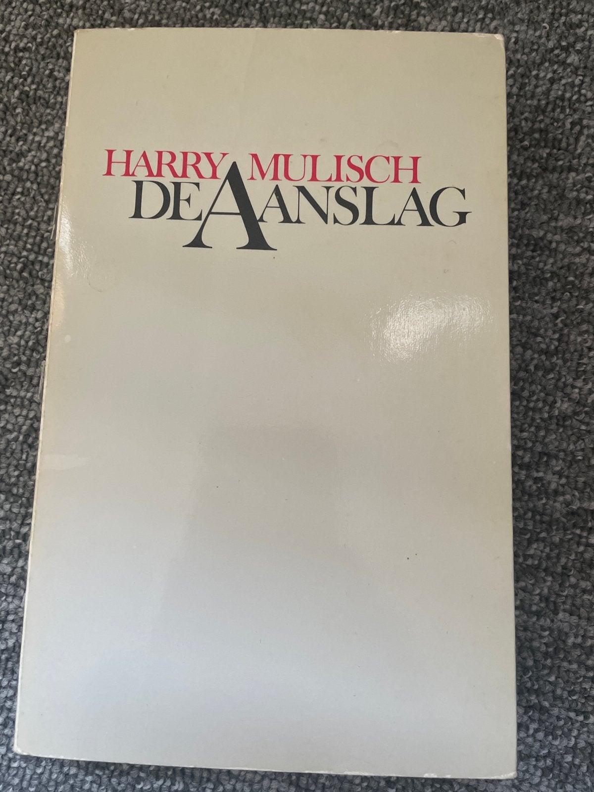 Harry Mulisch - De Aanslag, Ophalen of Verzenden, Gelezen, Nederland