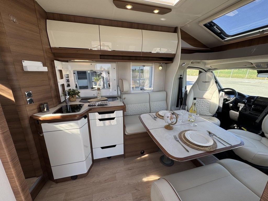 Foto 17 van Rapido Ultimate Line 696 F Automaat Heavy Chassis Keyless go