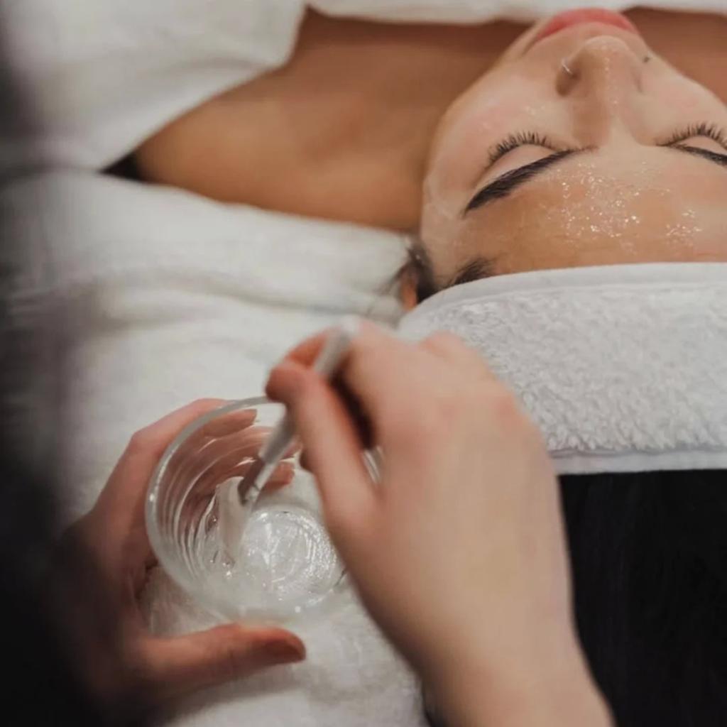 Massage & Gezichtsbehandeling allesvoor maar €60 – Castricum, Massage