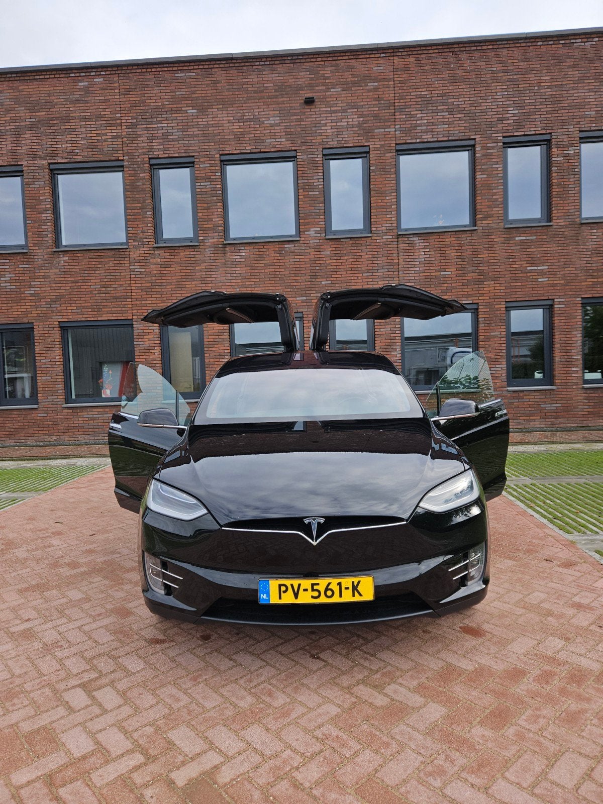 Tesla Model X 2017 Zwart., Automaat, Model X, Stof, Zwart