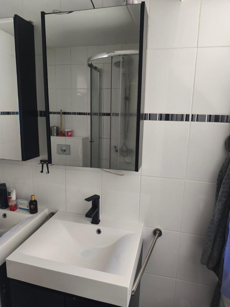 Wastafel met onderkast en spiegelkast. Badkamer meubel, Huis en Inrichting, Badkamer | Badkamermeubels, Ophalen, Gebruikt, 50 tot 100 cm