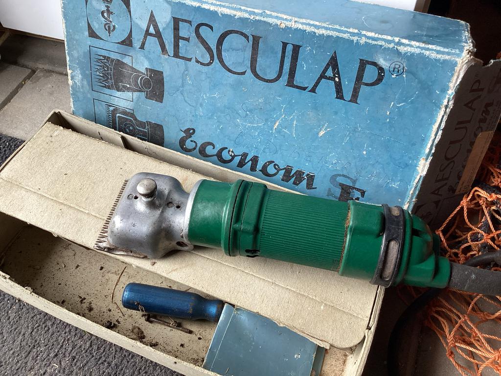 Scheermachine  voor paarden, Ophalen, Gebruikt