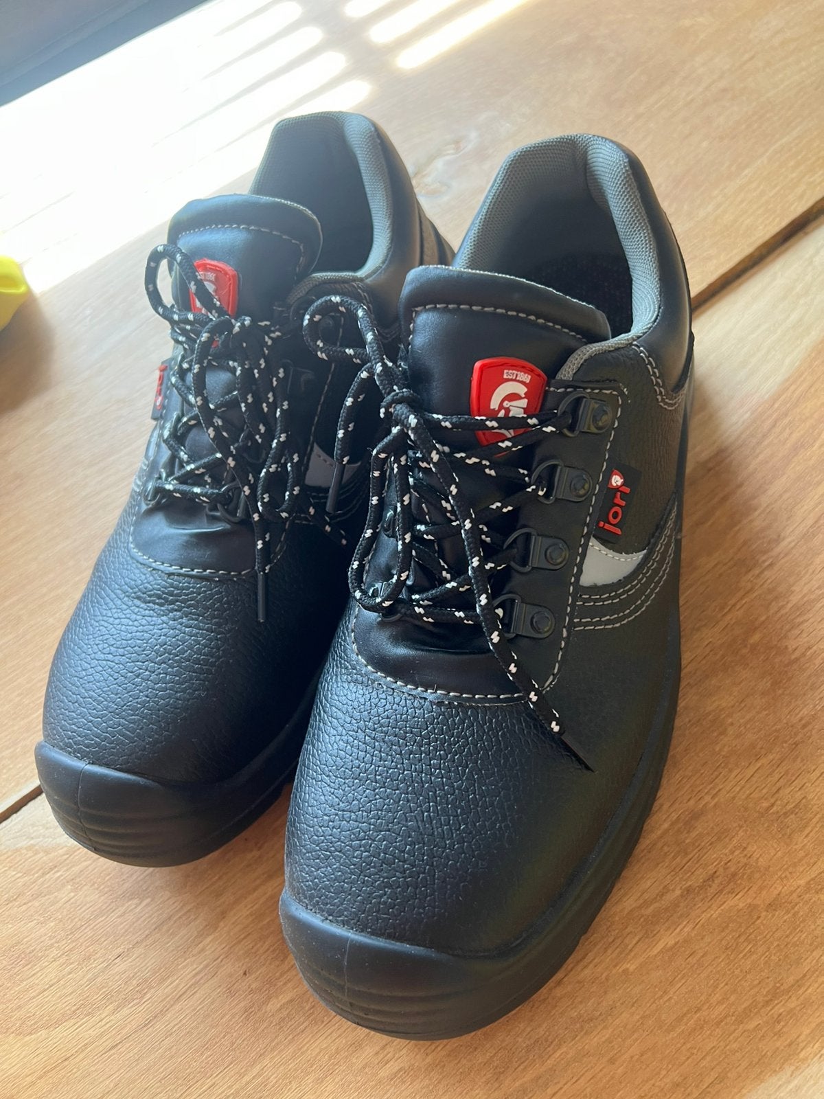 Veiligheidschoenen 43, Ophalen of Verzenden, Zo goed als nieuw