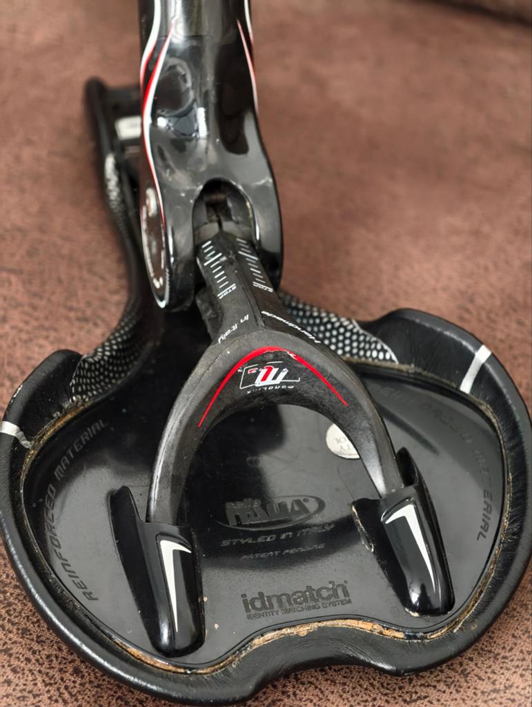 Uniek Selle Italia zadel met carbon zadelpen, Ophalen of Verzenden, Zadel, Carbon