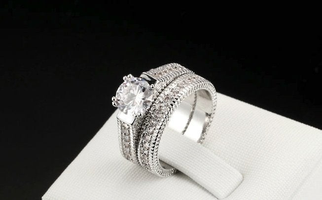 Dames 18K witgouden dubbele ring met topazen, Sieraden, Tassen en Uiterlijk, Nieuw, Ophalen of Verzenden, Met edelsteen, Dame
