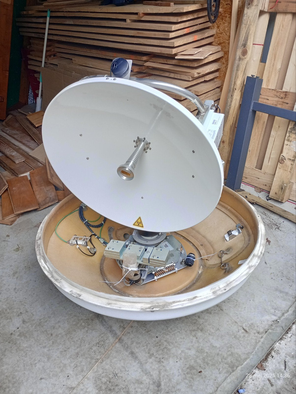 Sea Tel Satelliet Antenne Systeem - Compleet, Ophalen, Gebruikt, (Schotel)antenne, Overige merken