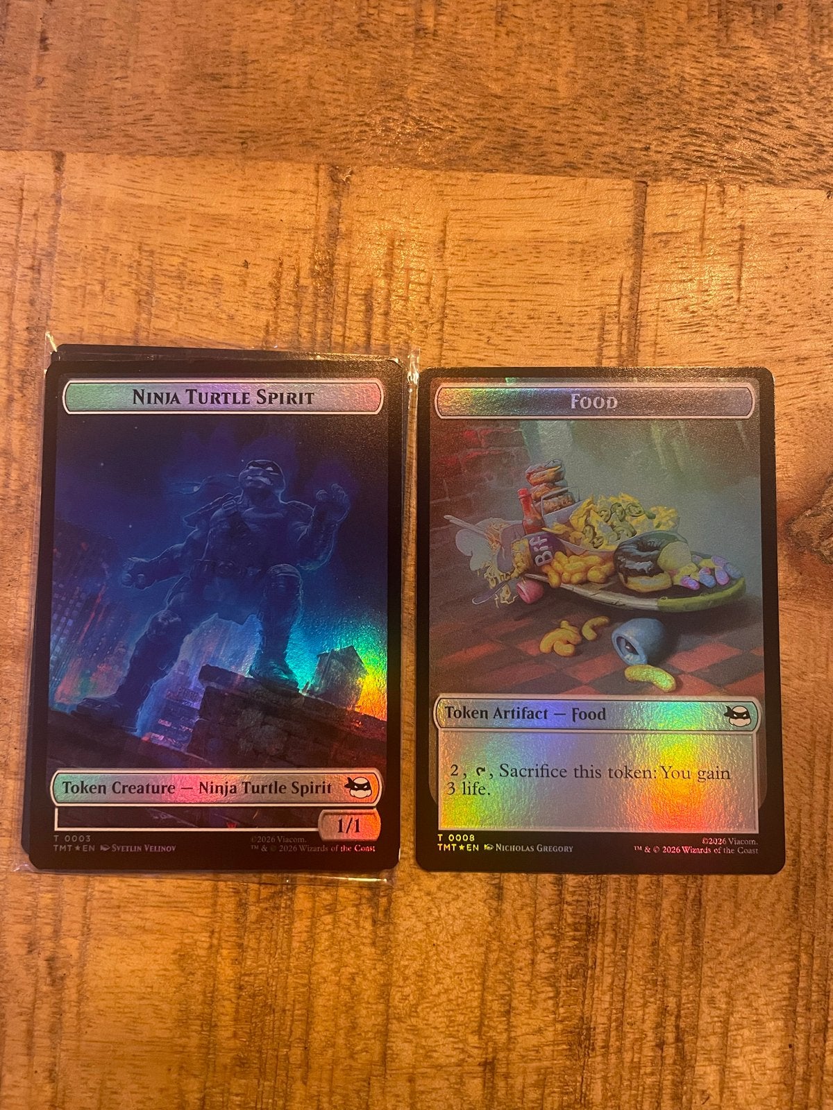 Mtg foil token Ninja Turtle Spirit/Food, Ophalen of Verzenden, Zo goed als nieuw, Losse kaart, Foil