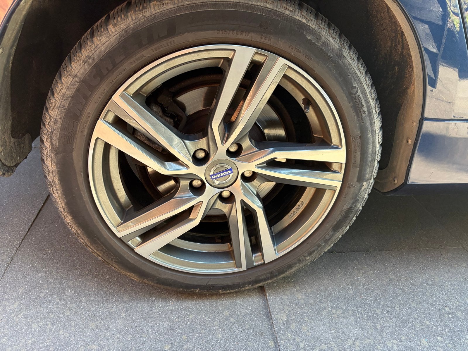 Volvo 17 inch velgen met Michelin Alpine winterbanden, Auto-onderdelen, Banden en Velgen, Ophalen, 18 inch, Banden en Velgen, Winterbanden