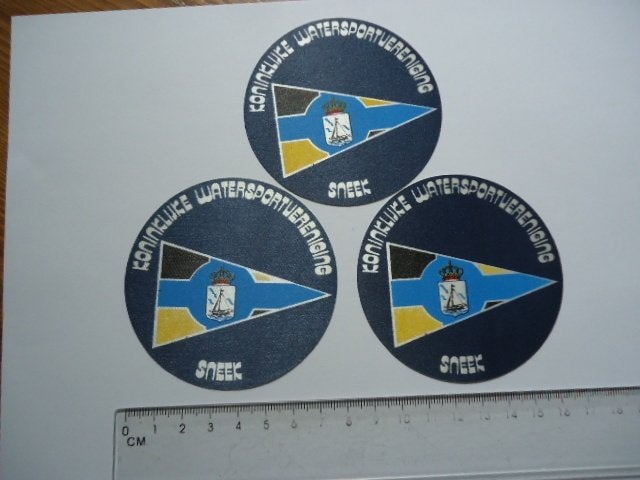 sticker oud SNEEK Watersport vereniging koninklijk friesland, Verzamelen, Stickers, Verzenden, Zo goed als nieuw, Bedrijf of Vereniging