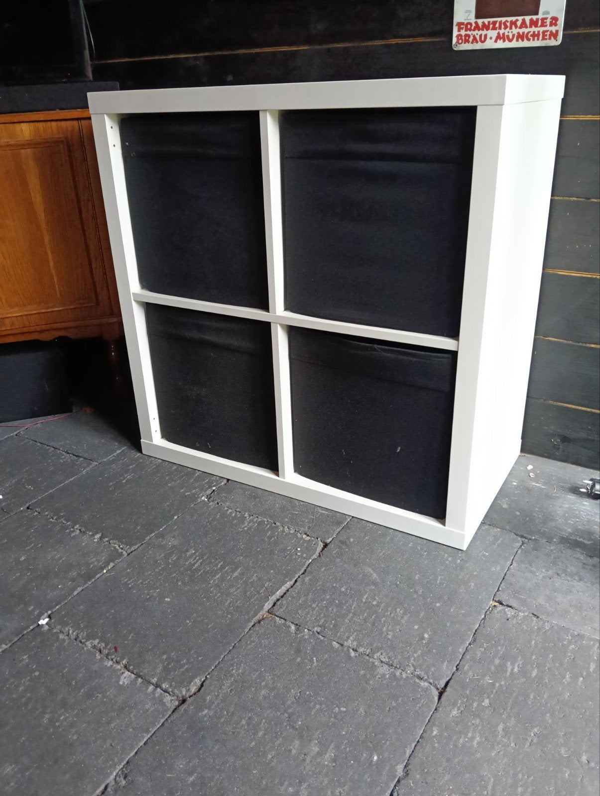 Witte kast met 4 zwarte opbergbakken, Ophalen of Verzenden, Gebruikt