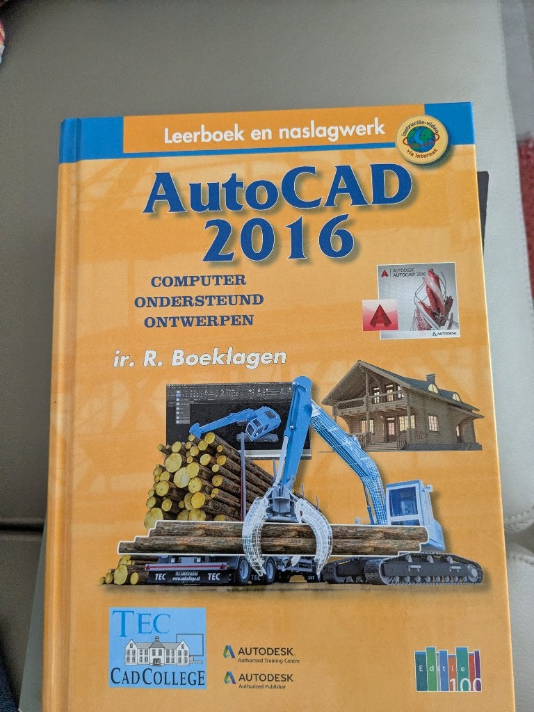 autocad 2016, Vakgebied of Industrie, Boeklagen, Ophalen of Verzenden, Zo goed als nieuw