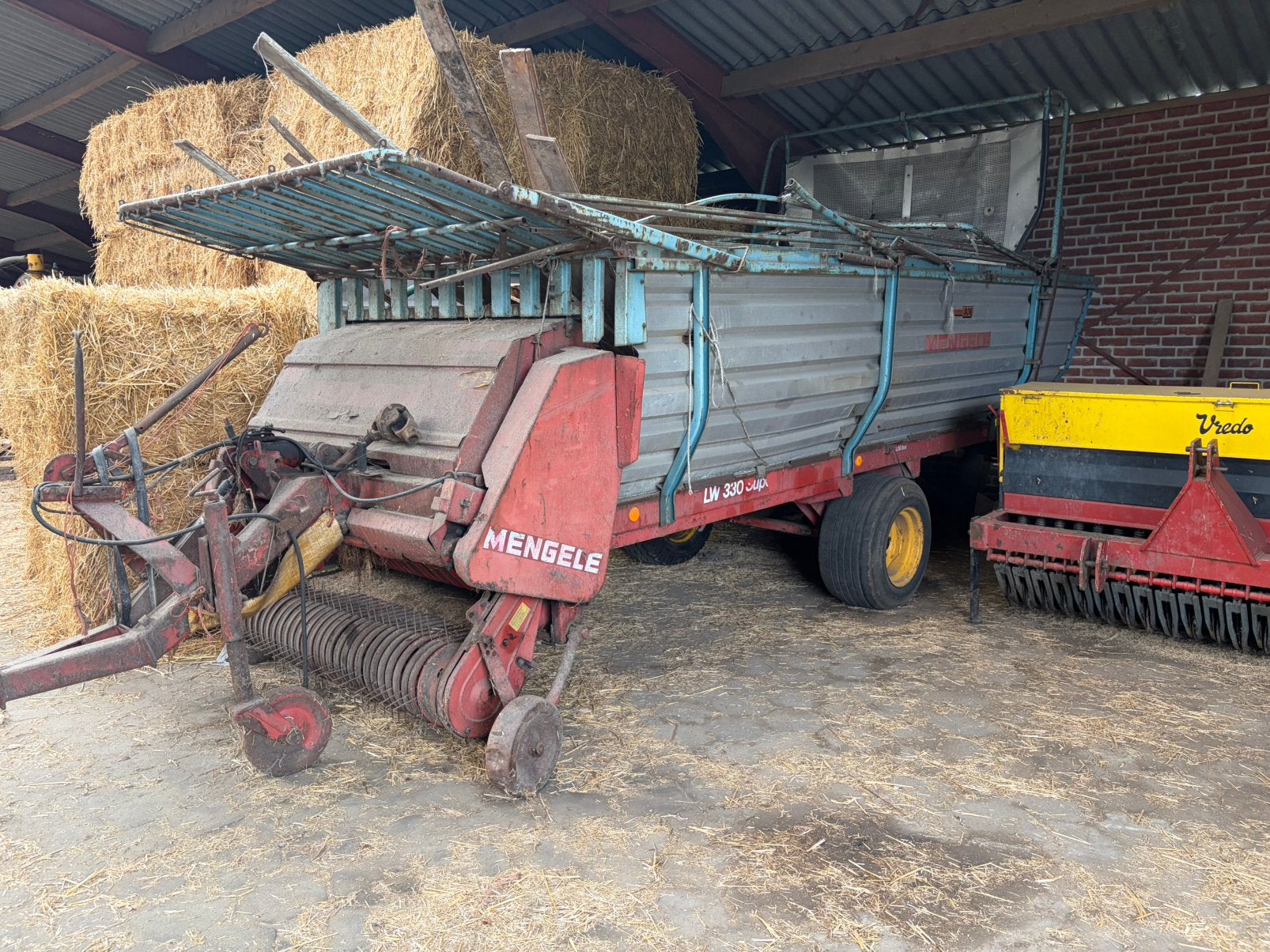 Opraapwagen, giertank en bergenings haspel., Ophalen