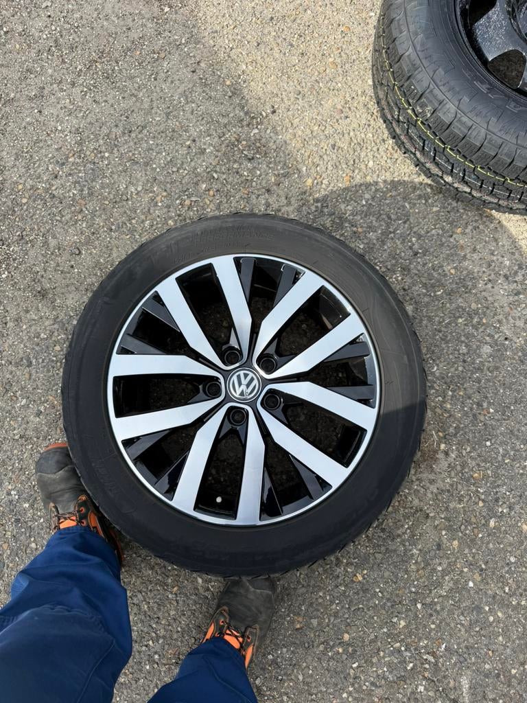 Te Koop orginele VW Taluca 18 inch, Auto-onderdelen, Banden en Velgen, Ophalen, 18 inch, Bestelwagen, 255 mm
