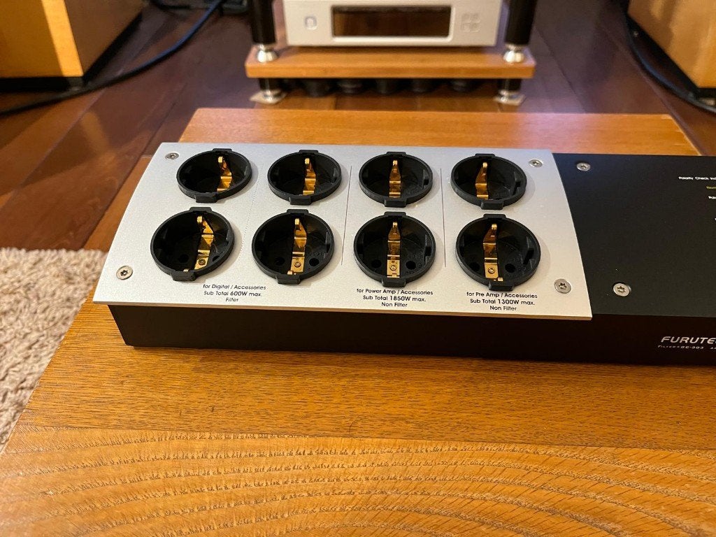 Furutech e-TP80E stroomfilter / stekkerblok, Ophalen, Zo goed als nieuw, Minder dan 2 meter, Overige kabels