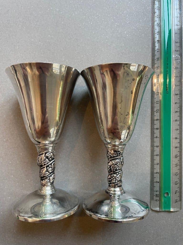 Set van 2 zilverkleurige kelken met druivenrank decoratie, Ophalen of Verzenden