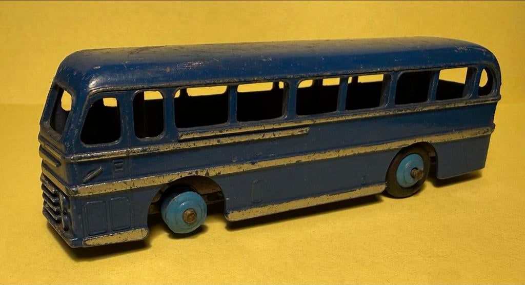 DINKY TOYS No.282 Duple Roadmaster Leyland Royal Tiger Bus, Overige merken, Gebruikt, 1:50 of kleiner, Overige typen
