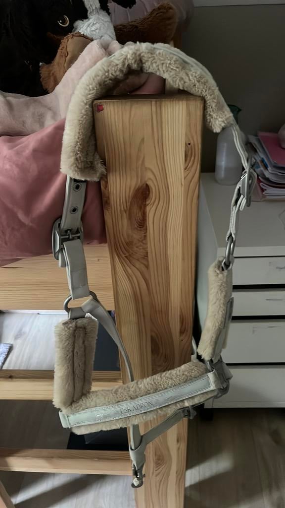 Eskadron halster, Dieren en Toebehoren, Ophalen of Verzenden, Zo goed als nieuw