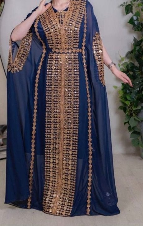 Prachtige Arabische jurk - Slechts één keer gedragen, Blauw, Zo goed als nieuw, Onder de knie, Ophalen