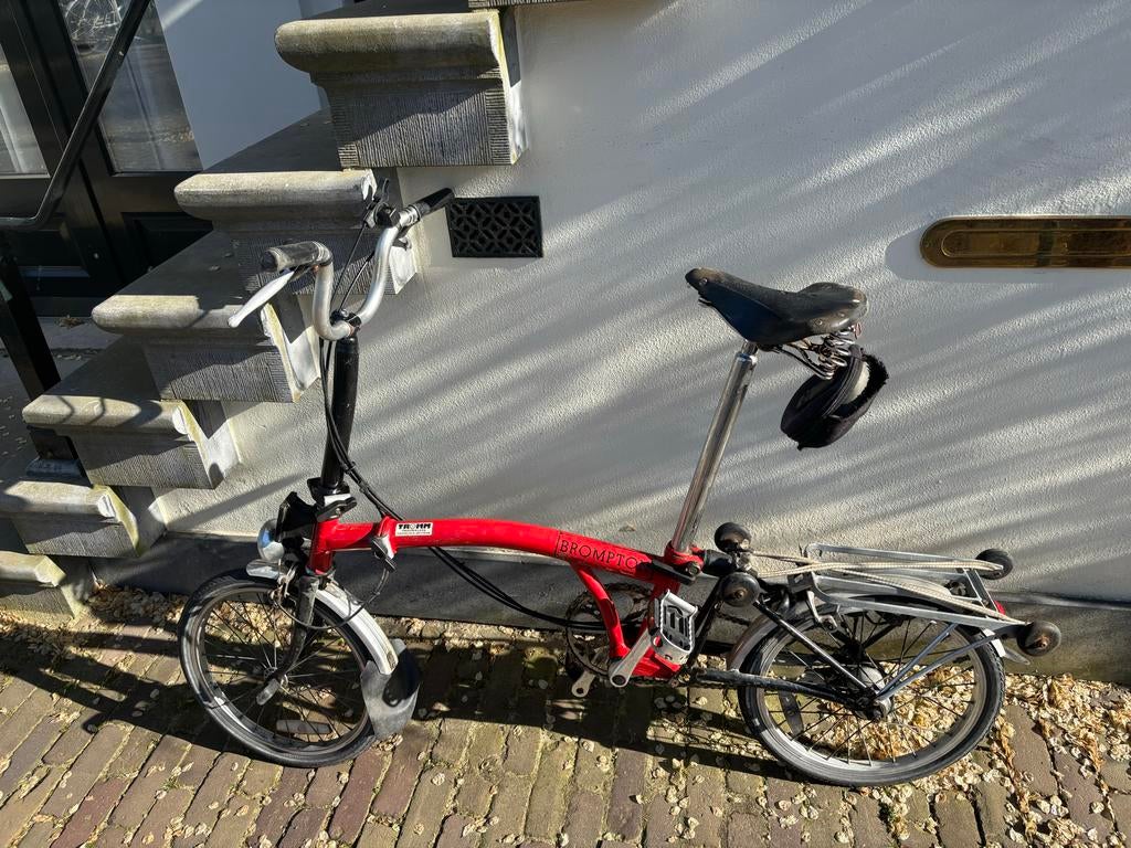 Twee Brompton vouwfietsen (blauw en rood) - 25 jaar oud, Fietsen en Brommers, Fietsen | Vouwfietsen, Ophalen of Verzenden, Gebruikt