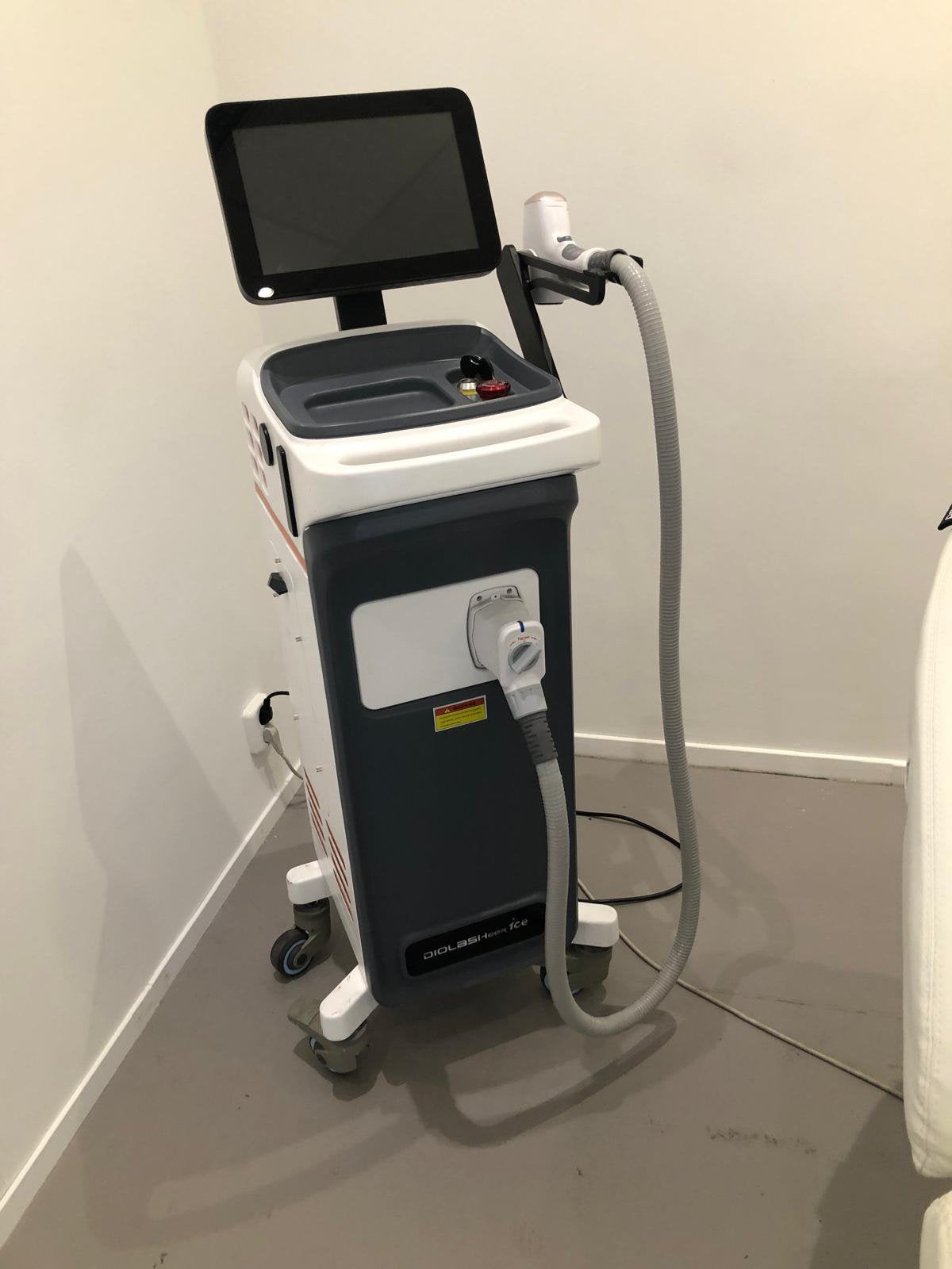 Diode Laser Ice 4 Wave, Ophalen, Zo goed als nieuw, Scheren en Epileren