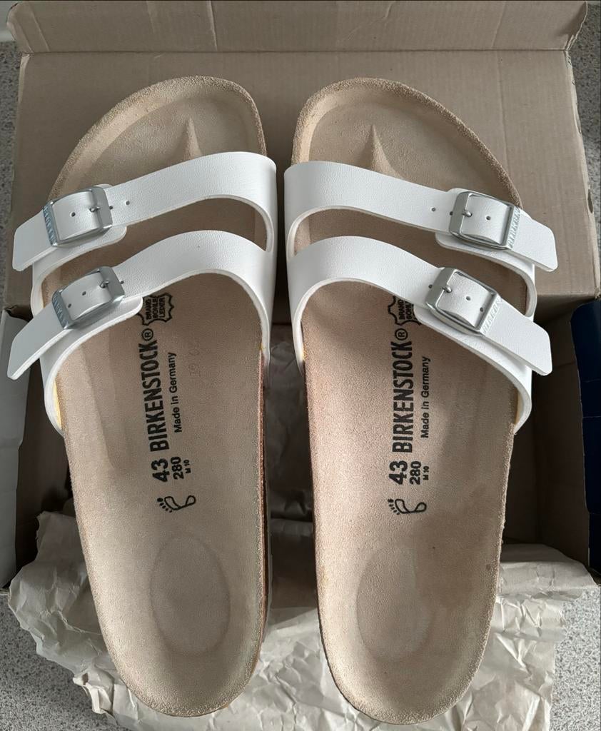 Nieuwe Birkenstock wit maat 43, Slippers, Wit, Nieuw, Ophalen of Verzenden