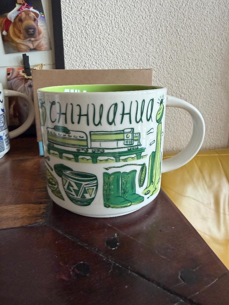 starbucks mok, Huis en Inrichting, Keuken | Servies, Ophalen of Verzenden, Zo goed als nieuw, Overige stijlen, Kop(pen) en/of Schotel(s)